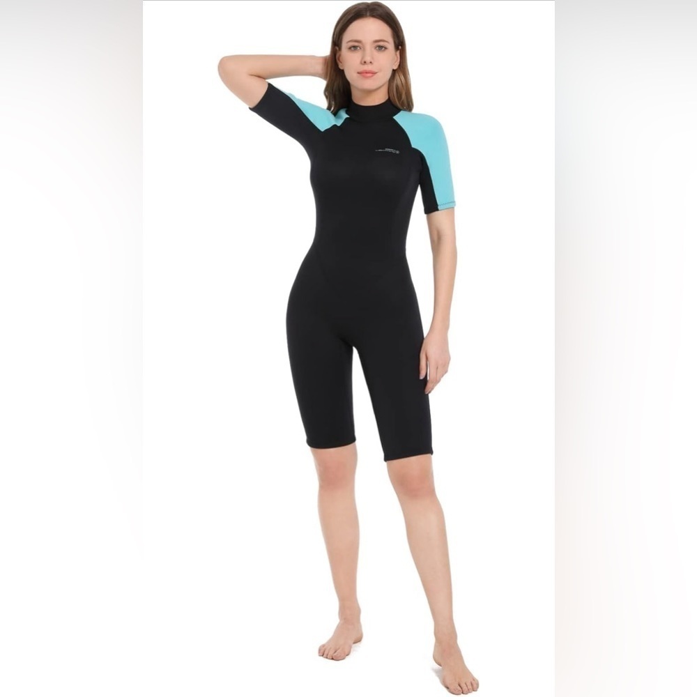 NWOT- Women’s 3/2mm Wetsuit for Diving, Surfing, Snorkeling, or Kayaking